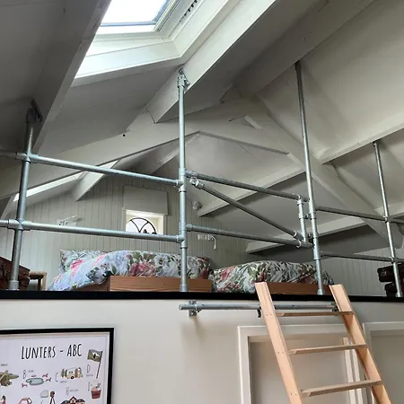 De Voorschuur Holiday home *