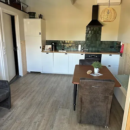 Holiday home De Voorschuur *